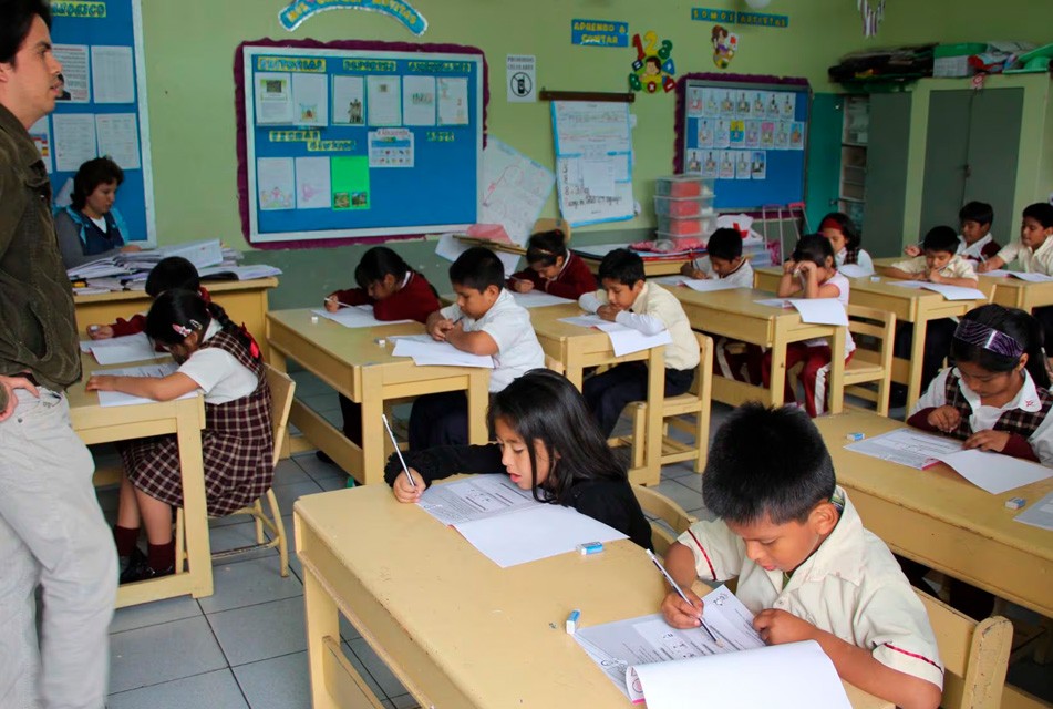 DEMANDAN CAPACITACIÓN DOCENTE PARA ATENDER A ESTUDIANTES CON AUTISMO EN AULAS REGULARES