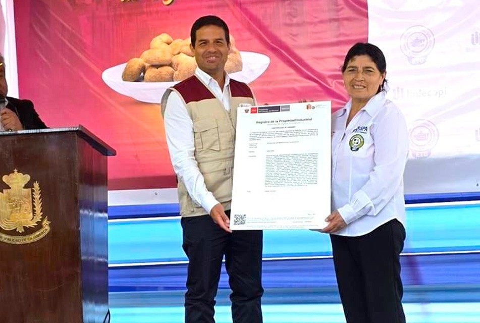 INDECOPI RECONOCE A LAS ROSQUITAS DE MANTECA DE CAJAMARCA COMO ESPECIALIDAD TRADICIONAL GARANTIZADA