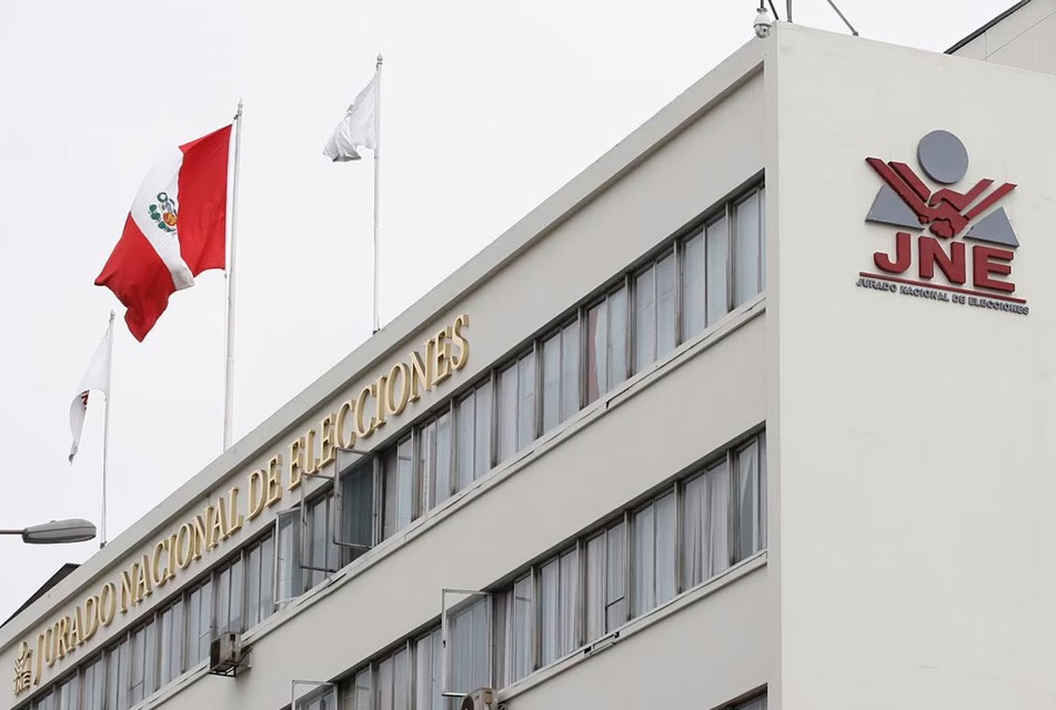 JNE RECHAZA INSCRIPCIONES DE PERÚ MODERNO Y FRENTE DE LA ESPERANZA POR INCUMPLIR NORMAS ELECTORALES