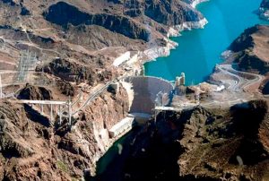 PRESA DEL CHONTA: EL PELIGROSO JUEGO DE ADMINISTRAR ESPERANZAS SIN RESPALDO PRESUPUESTAL