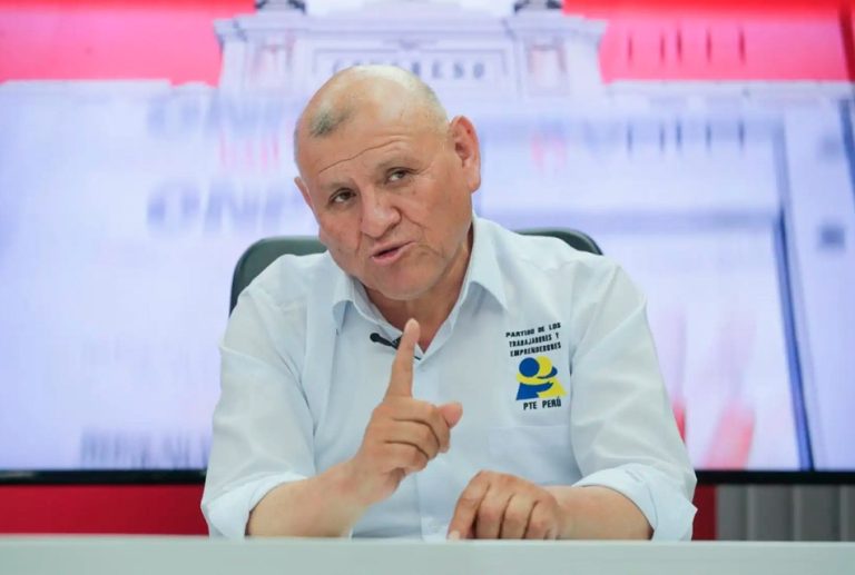 ELECCIONES 2026: FALLECE CANDIDATO PRESIDENCIAL NAPOLEÓN BECERRA EN ACCIDENTE