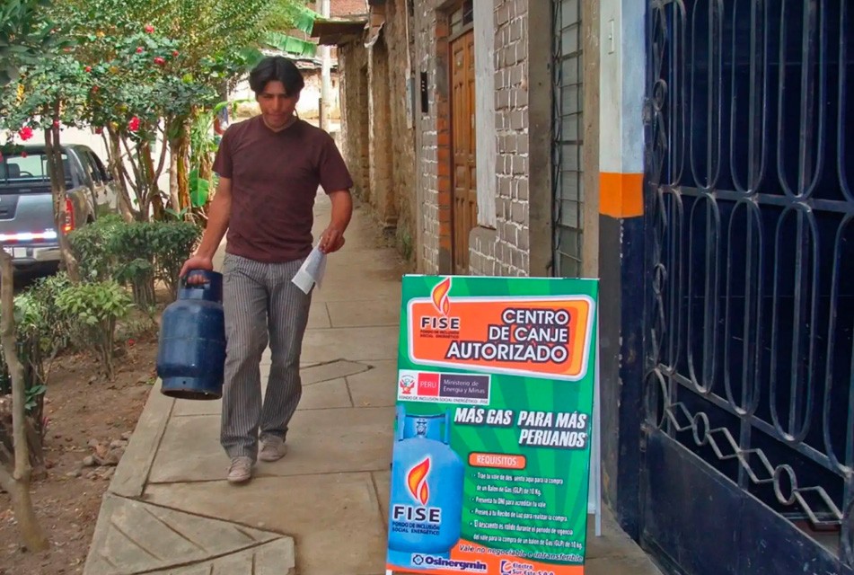 AUMENTAN VALE FISE PARA GAS Y FIJAN COMPENSACIÓN PARA TAXISTAS DE AUTOS CONVERTIDOS A GNV