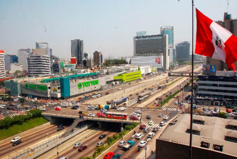 EL IPE ESTIMA CRECIMIENTO DE LA ECONOMÍA DE 2.9% EN 2026, AUNQUE CON SESGO A LA BAJA