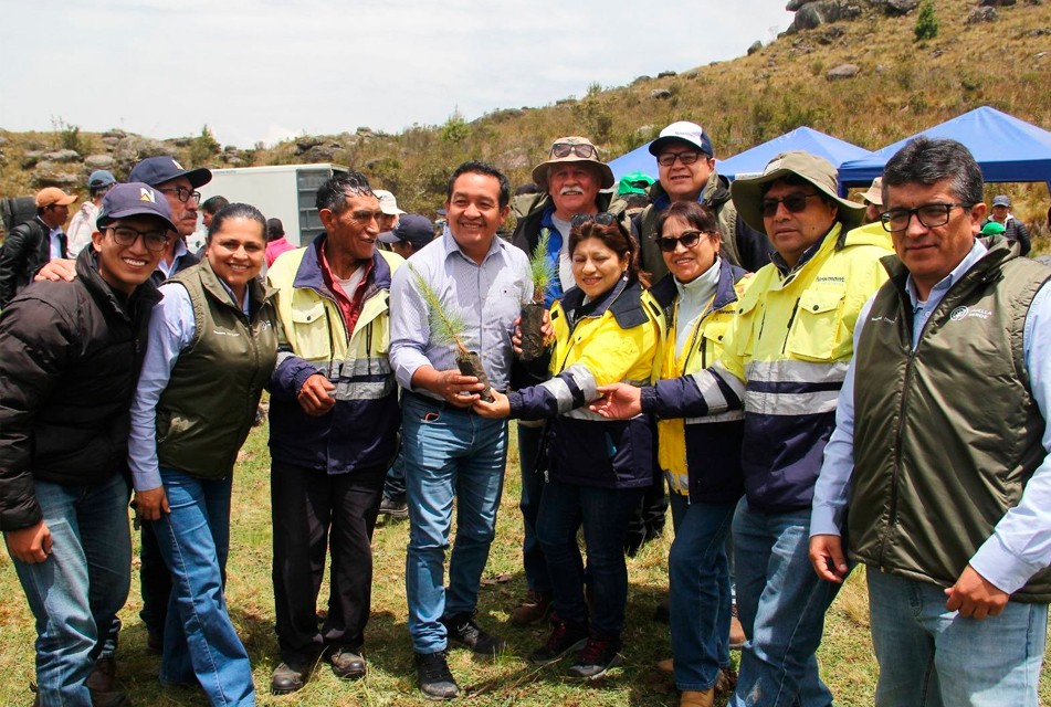 SERFOR Y NEWMONT FONCREAGRO UNEN ESFUERZOS PARA IMPULSAR DESARROLLO DE PLANTACIONES FORESTALES EN CAJAMARCA