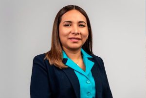 VANESSA HUARI PROPONE MODERNIZAR EL PRIMER NIVEL DE ATENCIÓN Y DIGNIFICAR AL PERSONAL DE SALUD DESDE LA CÁMARA DE DIPUTADOS