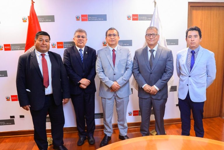 MINISTRO WALDIR AYASTA: MASIFICACIÓN DE GAS NATURAL CONTRIBUIRÁ CON EL CIERRE DE BRECHAS EN CUSCO