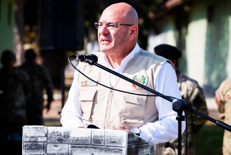 CRISIS EN EL GABINETE: RENUNCIA EL MINISTRO DE DEFENSA TRAS POSTERGACIÓN EN LA COMPRA DE AVIONES F-16