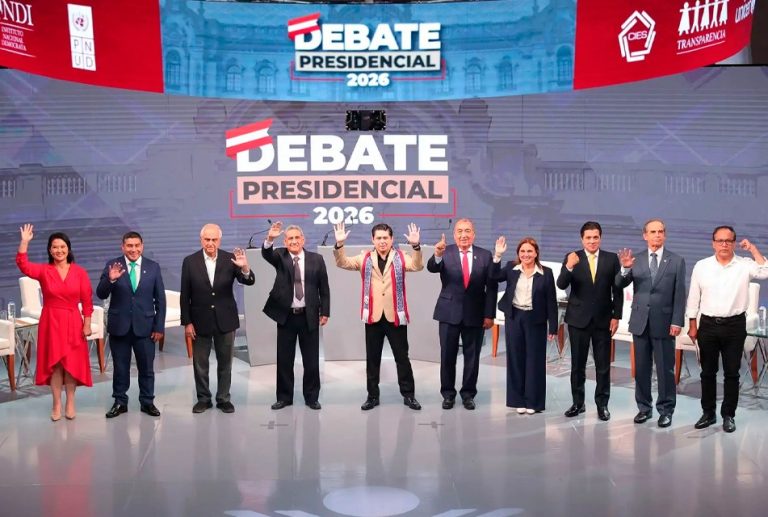 ELECCIONES 2026: “EXCESO DE ATAQUES Y DÉFICIT DE PROPUESTAS” MARCA EL DEBATE ELECTORAL, SOSTIENE EXPREMIER ÁNTERO FLORES ARÁOZ