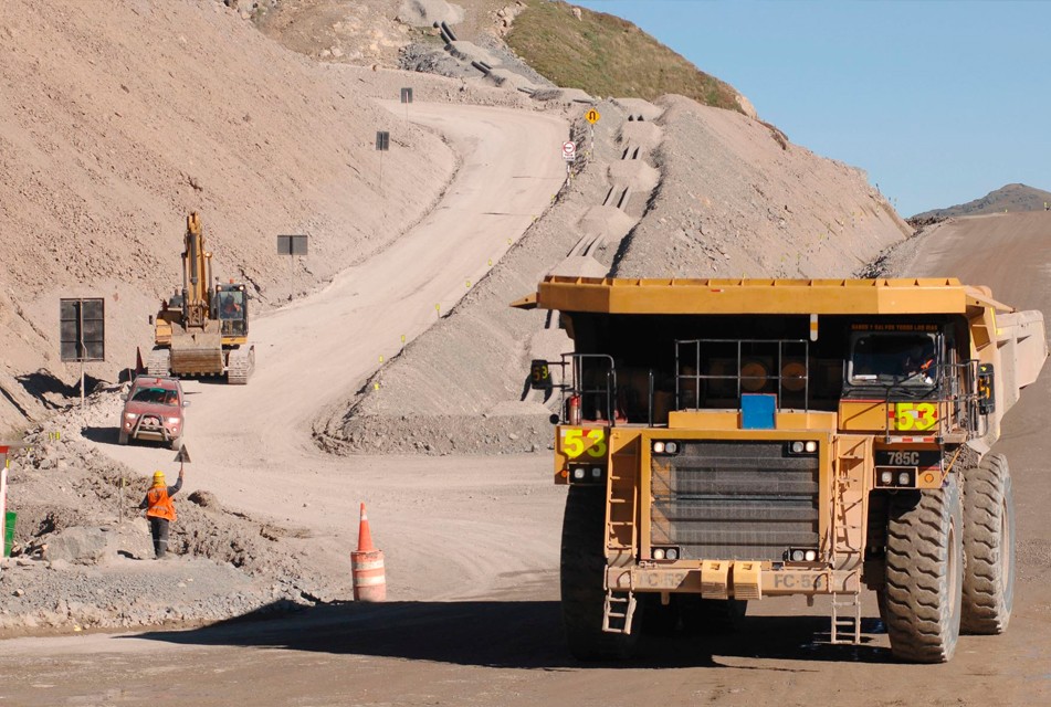 IIMP PIDE AL CONGRESO PRIORIZAR FORMALIZACIÓN ANTES QUE RECORTAR CONCESIONES