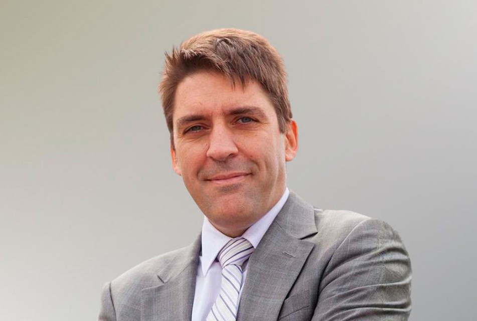 CARLOS BATLLE ABORDARÁ LOS DESAFÍOS DE LA CONFIABILIDAD DEL SISTEMA ELÉCTRICO PARA LA MINERÍA Y LA TRANSICIÓN ENERGÉTICA EN EL XVI SIMPOSIO