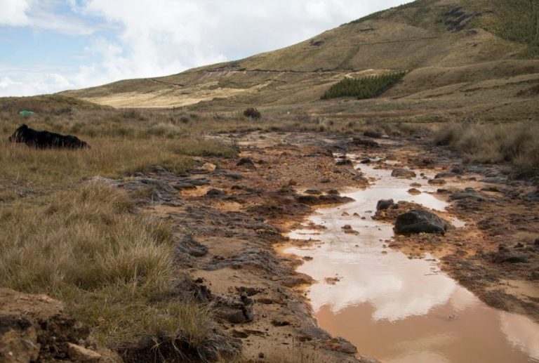 RÓMULO MUCHO ADVIERTE QUE MINERÍA ILEGAL EN CHUGUR PONE EN RIESGO LA CALIDAD DEL AGUA EN LA CUENCA DEL RÍO CHANCAY