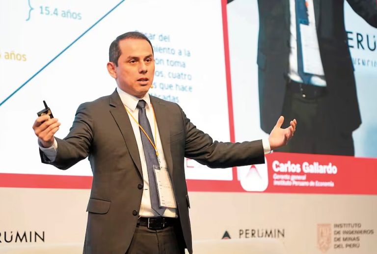 INESTABILIDAD E INCERTIDUMBRE POLÍTICA AFECTA DESARROLLO DE INVERSIONES MINERAS EN EL PERÚ