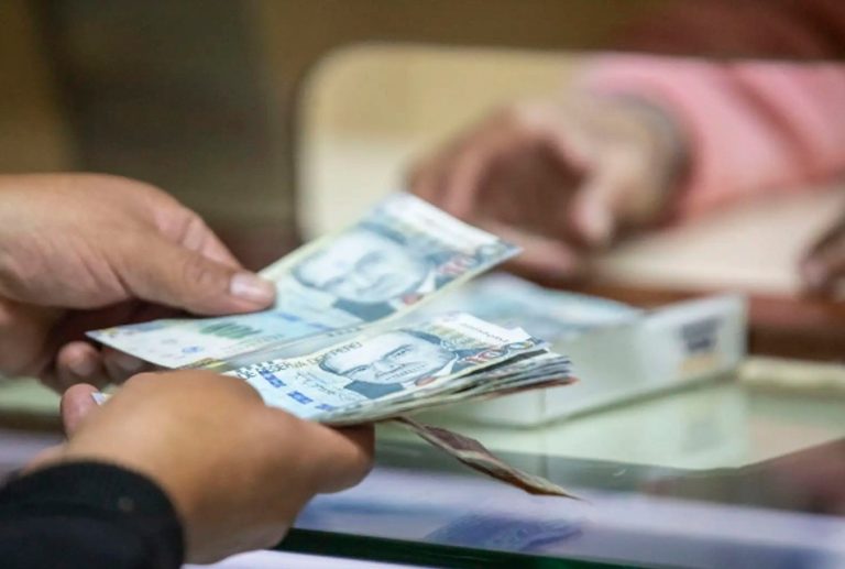 ECONOMÍA PERUANA MANTIENE ESTABILIDAD PESE A LA CRISIS ELECTORAL, AFIRMA JORGE GONZÁLES IZQUIERDO