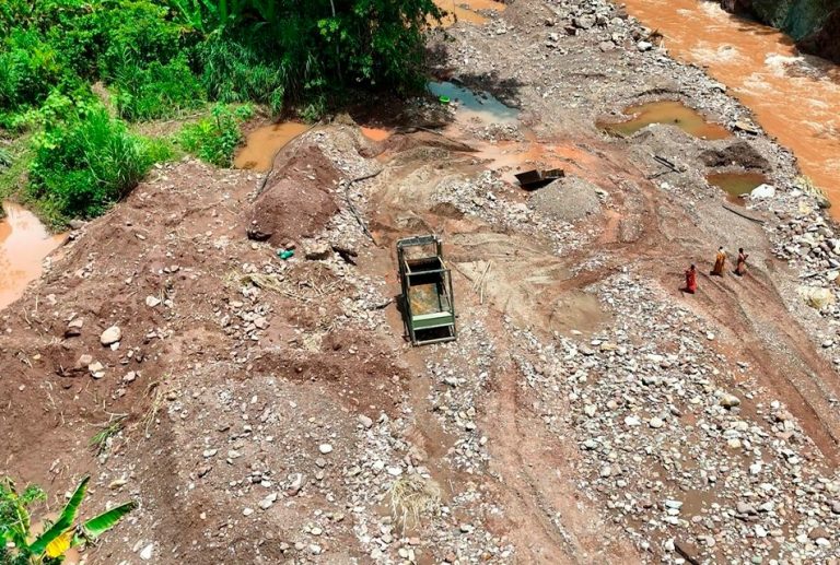 CAJAMARCA: GOLPE A LA MINERÍA ILEGAL DEJA 81 DETENIDOS Y AUTORIDADES EVALÚAN AMPLIAR EL ESTADO DE EMERGENCIA