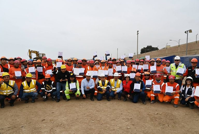 IMPULSAN CERTIFICACIÓN DE COMPETENCIAS PARA OBREROS DE CONSTRUCCIÓN CIVIL