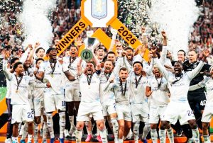 ASTON VILLA GOLEÓ AL FRIBURGO Y ALZÓ LA EUROPA LEAGUE