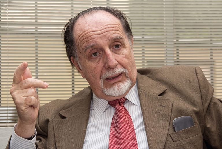 MARTÍN BELAUNDE DENUNCIA SUPUESTA USURPACIÓN DE FUNCIONES EN EL COLEGIO DE ABOGADOS DE LIMA