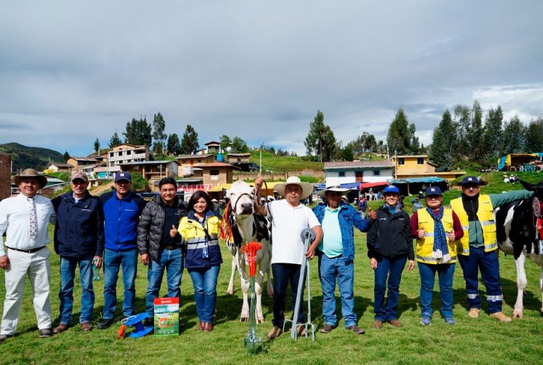 COMBAYO CONSOLIDA SU COMPETITIVIDAD ECONÓMICA TRAS EXITOSA EDICIÓN DE SU FERIA AGROPECUARIA 2026