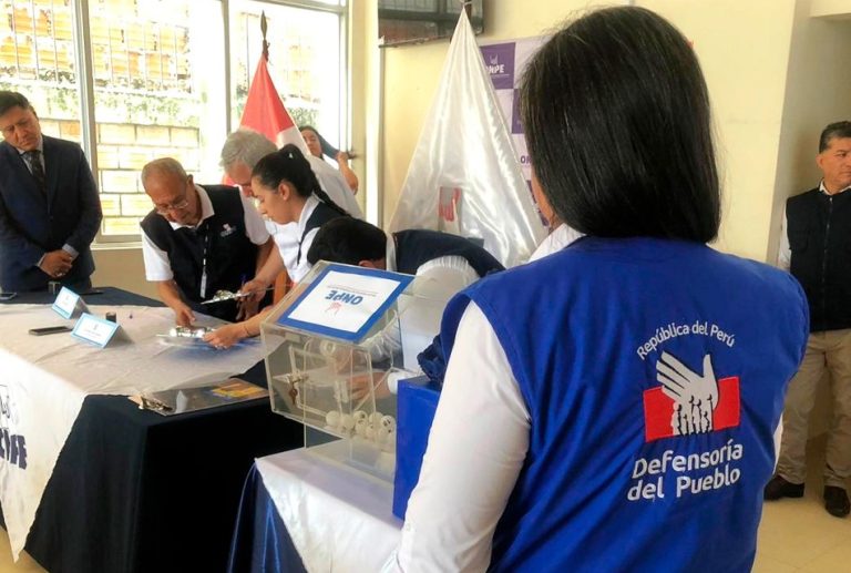 DEFENSORÍA SUPERVISA A ORGANISMOS ELECTORALES EN LIMA NORTE PARA LA SEGUNDA VUELTA