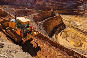 IIMP PLANTEA AL GOBIERNO FORTALECER LA INSTITUCIONALIDAD PARA COMBATIR LA MINERÍA ILEGAL Y ACELERAR LA FORMALIZACIÓN