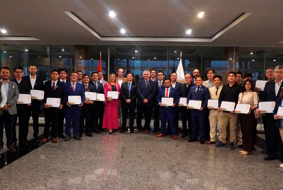 IIMP DIO LA BIENVENIDA A MÁS DE 200 NUEVOS ASOCIADOS EN CEREMONIA INSTITUCIONAL