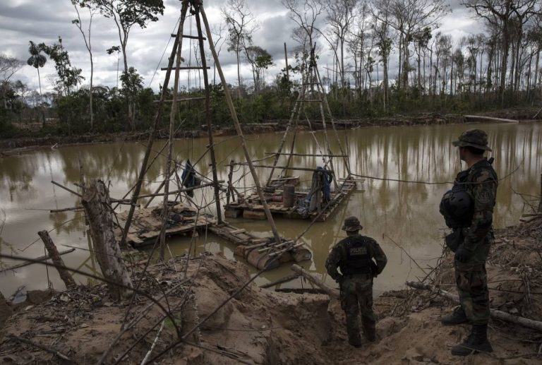 ONG AMBIENTALISTAS GUARDAN SILENCIO CÓMPLICE ANTE AVANCE DE MINERÍA ILEGAL Y CRIMEN ORGANIZADO EN EL SINCHAO, EL TINGO Y CHUGUR