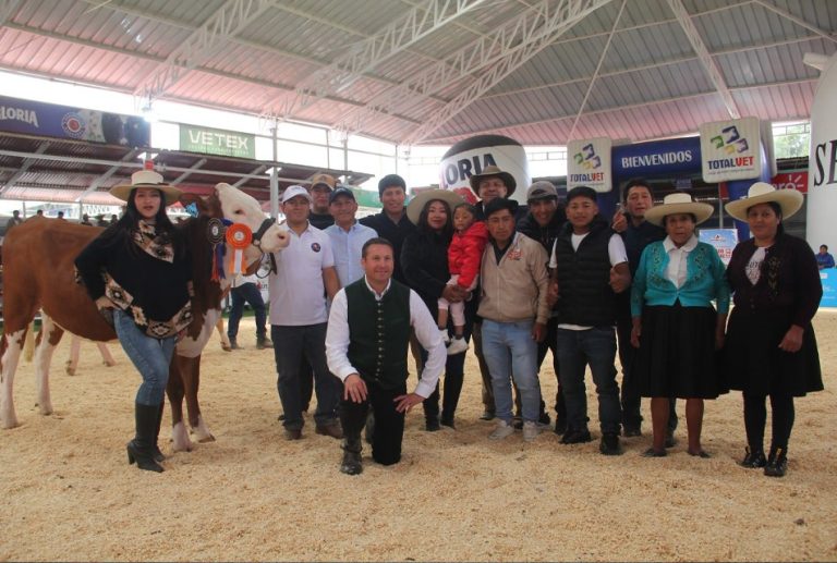PRODUCTORES DEL PROGRAMA “GANADEROS DE ALTURA” DE NEWMONT YANACOCHA GANAN CONCURSOS DE GANADO LECHERO EN FERIA FONGAL 2026