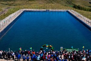 GOBIERNO REGIONAL DE CAJAMARCA IMPULSA LA MAYOR ESTRATEGIA DE ALMACENAMIENTO DE AGUA DEL NORTE DEL PAÍS CON LA CONSTRUCCIÓN DE 15 MIL RESERVORIOS