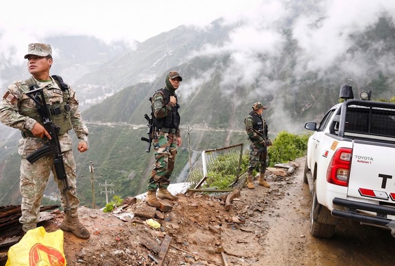 EL GOBIERNO EXTIENDE POR 60 DÍAS EL ESTADO DE EMERGENCIA EN PATAZ Y ZONAS FRONTERIZAS DE LORETO