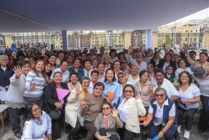 PRESIDENTA KEIKO FUJIMORI ANUNCIA MEJORA DE PENSIONES Y MAYOR ATENCIÓN PARA ADULTOS MAYORES