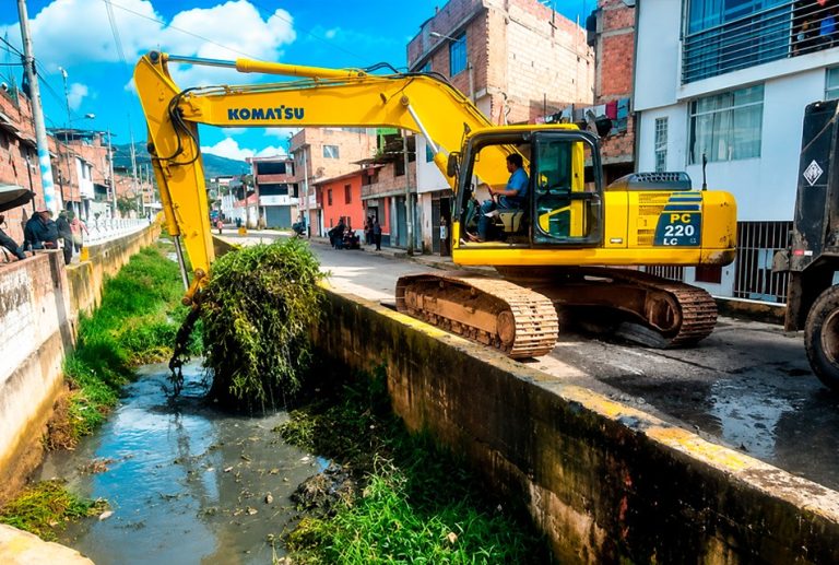 CAJAMARCA PIDE AL GOBIERNO CENTRAL TRANSFERENCIA DE RECURSOS Y MAQUINARIAS NUEVAS PARA EJECUTAR LABORES DE PREVENCIÓN ANTE LA PROXIMIDAD DE EL NIÑO