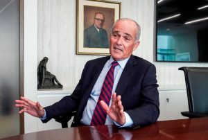 ROQUE BENAVIDES PLANTEA QUE EJECUTIVO INCLUYA MEDIDAS PARA FORMALIZAR LA MINERÍA EN PEDIDO DE FACULTADES LEGISLATIVAS