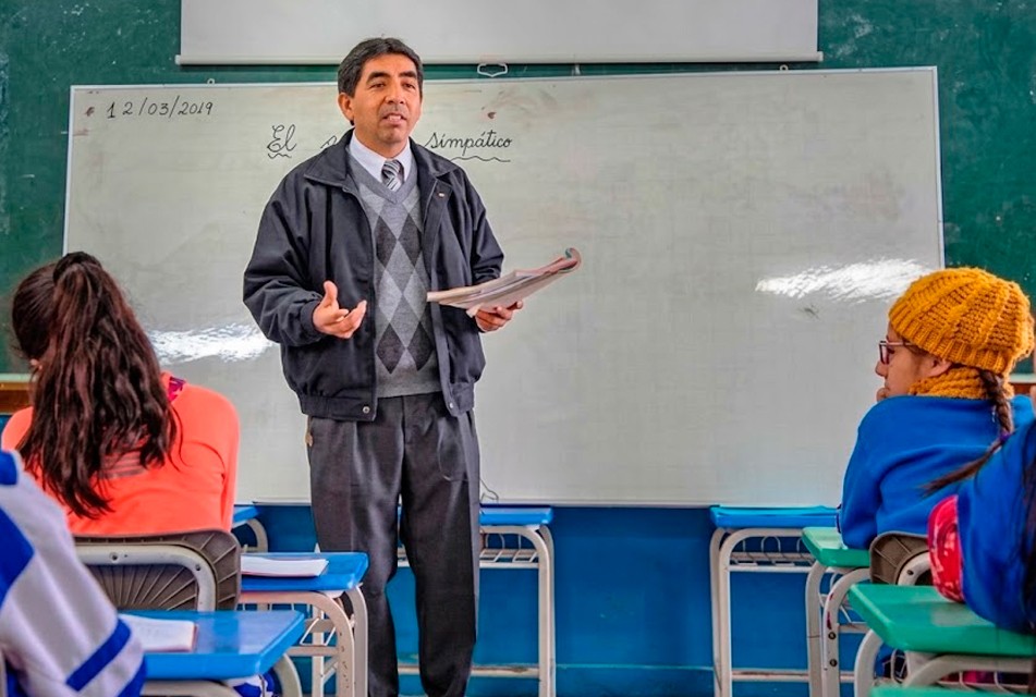MAESTROS NOMBRADOS TIENEN DERECHO AL RECONOCIMIENTO DE SUS AÑOS DE CONTRATO Y AL PAGO DEL 30% POR PREPARACIÓN DE CLASE