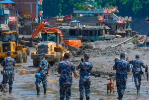 VÍCTIMAS MORTALES DE LA TRAGEDIA EN EL HIMALAYA YA LLEGAN A MÁS DE 360 TRAS EL COLAPSO GLACIAR EN NEPAL Y TÍBET