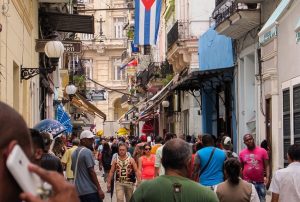 CUBA DESCARTA MODELO NEOLIBERAL AL APLICAR REFORMAS ECONÓMICAS Y DEFIENDE SU SOBERANÍA ANTE LA EXTENSIÓN DEL BLOQUEO DE ESTADOS UNIDOS