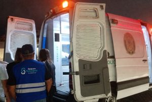 SALUDPOL GARANTIZA COBERTURA INTEGRAL Y ACOMPAÑAMIENTO A POLICÍA HERIDO EN OPERATIVO DE RESCATE EN VENTANILLA