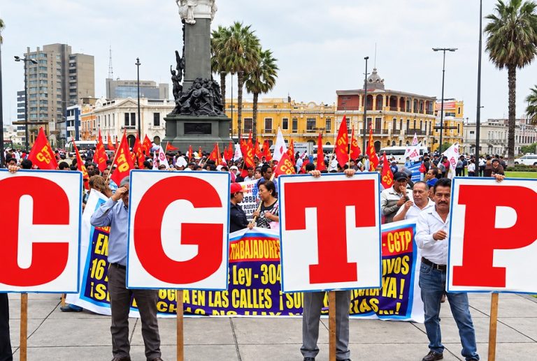 CGTP RECHAZA AUMENTO FRACCIONADO DEL SUELDO MÍNIMO Y EXIGE AL GOBIERNO DE KEIKO FUJIMORI ELEVARLO A S/1.300 DE MODO INMEDIATO