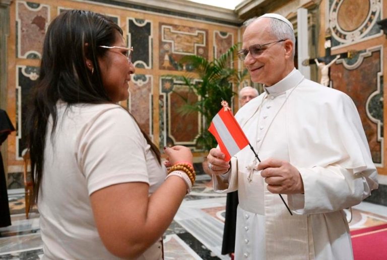 VISITA DEL PAPA LEÓN XIV AL PERÚ REPRESENTA UN REENCUENTRO CON SU PATRIA ESPIRITUAL, DESTACA ESPECIALISTA EN TEMAS DEL VATICANO