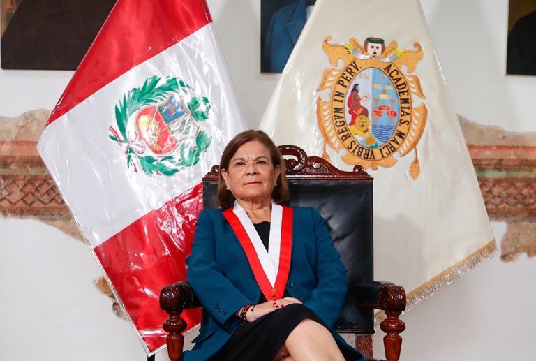 SAN MARCOS: RECTORA JERI RAMÓN AFIRMA QUE SU CONTINUIDAD EN EL CARGO SE DIO "CON UNA DEMOCRACIA PLENA" Y RESPETANDO EL ACUERDO DE LA ASAMBLEA UNIVERSITARIA