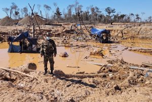 EJECUTIVO REALIZA 90 OPERATIVOS CONTRA LA MINERÍA ILEGAL EN SOLO 15 DÍAS