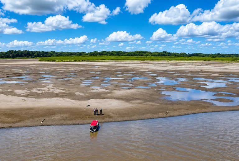 SENAMHI ADVIERTE QUE EL NIÑO PROVOCARÁ DISMINUCIÓN SIGNIFICATIVA EN EL NIVEL DEL AGUA DE LOS RÍOS DE LA AMAZONÍA HASTA DICIEMBRE