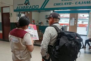 OPERACIÓN SIMULTÁNEA EN DIEZ REGIONES: ESPECIALISTAS DEL INDECOPI ORIENTAN A PASAJEROS DE TRANSPORTE TERRESTRE SOBRE SUS PRINCIPALES DERECHOS