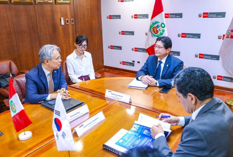 MINEM: PERÚ Y COREA IMPULSAN PROYECTO PILOTO DE MOVILIDAD ELÉCTRICA  CON INFRAESTRUCTURA DE CARGA Y ENERGÍA SOLAR