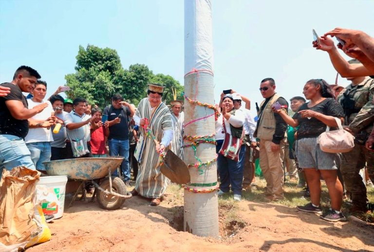 MINISTRO GUILLERMO SHINNO DIO INICIO A OBRAS DE ELECTRIFICACIÓN PARA 42 LOCALIDADES DE LA CUENCA DEL ENE