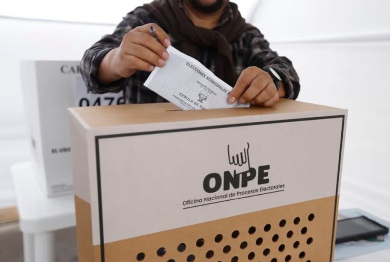 ELECCIONES REGIONALES 2026: HAY UNA ALTA DISPERSIÓN DEL VOTO EN AREQUIPA, PUNO, CUSCO Y MOQUEGUA, SEÑALA ANALISTA JULIO FAILOC