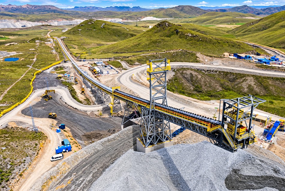 INVERSIÓN MINERA SUPERA LOS US$4,100 MILLONES A JULIO Y REGISTRA SU MAYOR NIVEL MENSUAL DEL AÑO